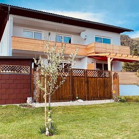 Ferienwohnung Resi Mit Traumhaftem Seepanorama Steindorf am Ossiacher See Dış mekan fotoğraf