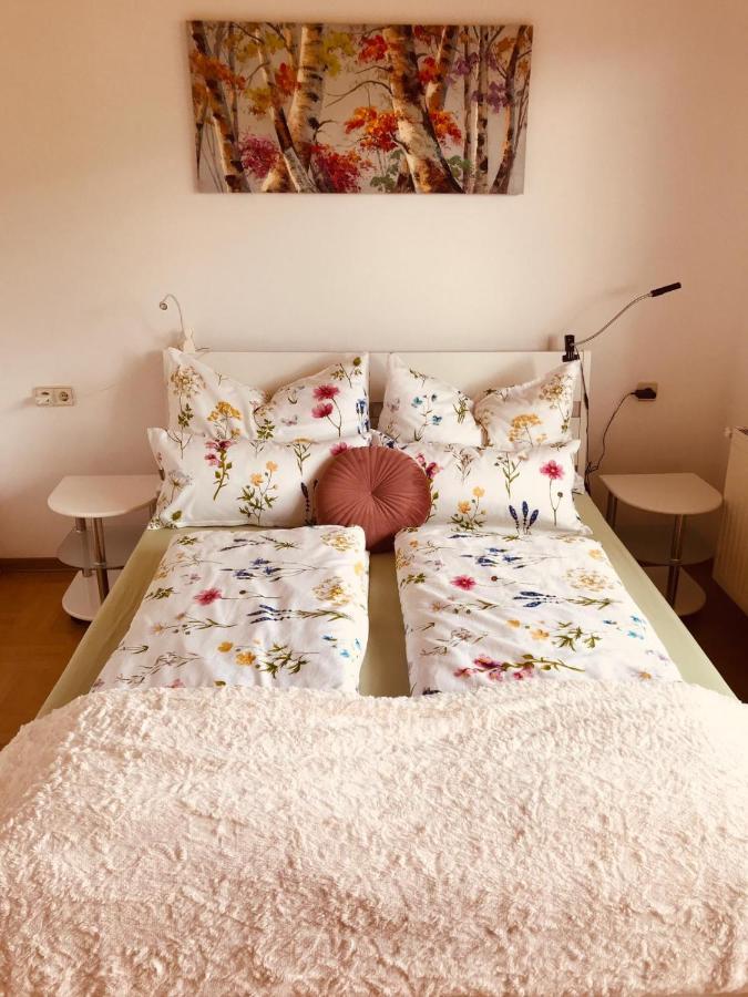 Ferienwohnung Resi Mit Traumhaftem Seepanorama Steindorf am Ossiacher See Dış mekan fotoğraf