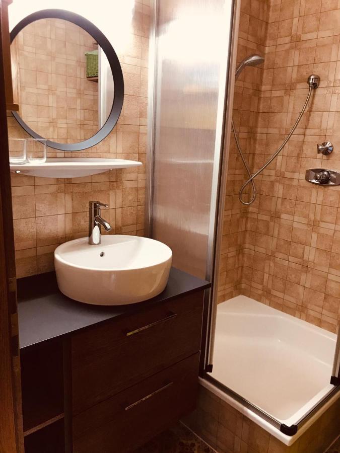 Ferienwohnung Resi Mit Traumhaftem Seepanorama Steindorf am Ossiacher See Dış mekan fotoğraf
